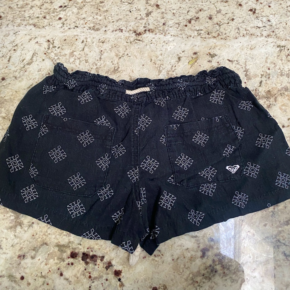 Black Roxy short - Picture 2 of 4